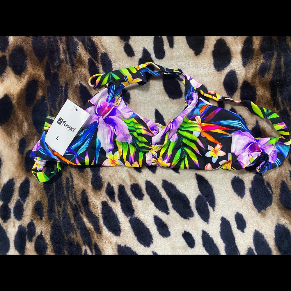 Fused Hawaii Top